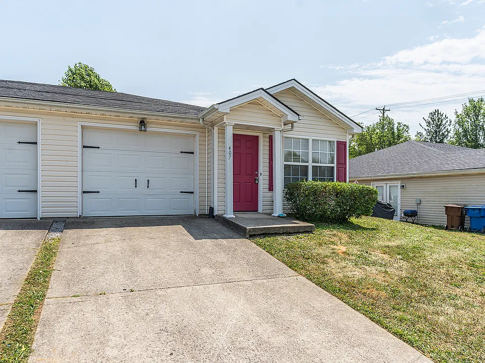 407 Cricket Ln