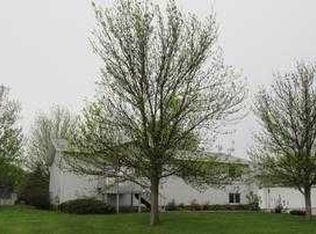 440 9th St E, Hector, MN 55342