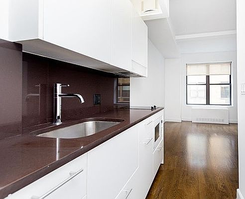5th image of 212 W 91st St APT 537