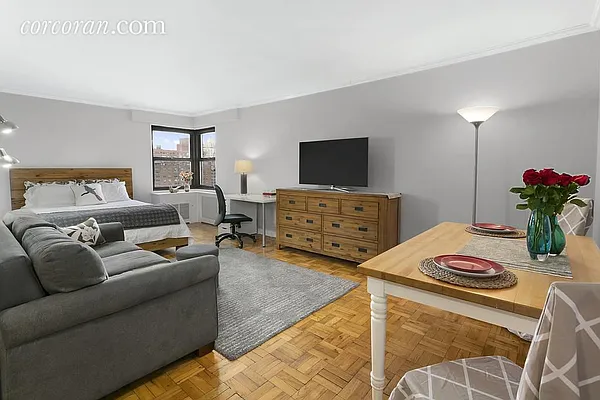 Sold by Corcoran | media 6
