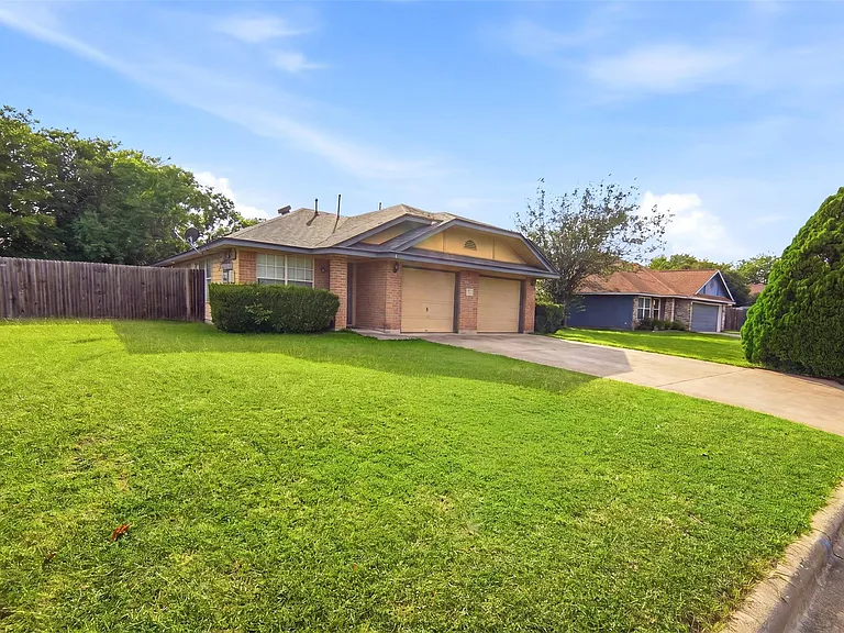 2304 Smith Branch Blvd #B — Photo 3