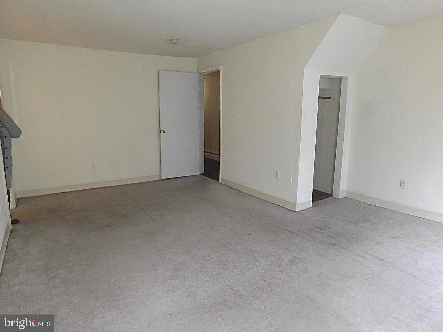 137 W Lancaster Ave — Photo 4