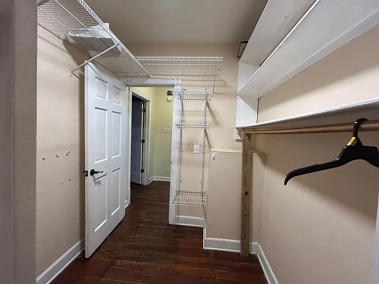13 Elizabeth St #A — Photo 28