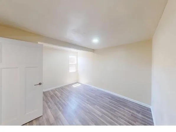 2621 Seminary Ave Unit B, Oakland, CA 94605