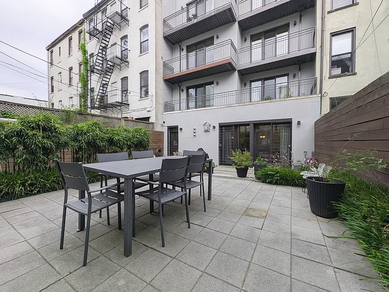 199 Luquer St #1 — Photo 20
