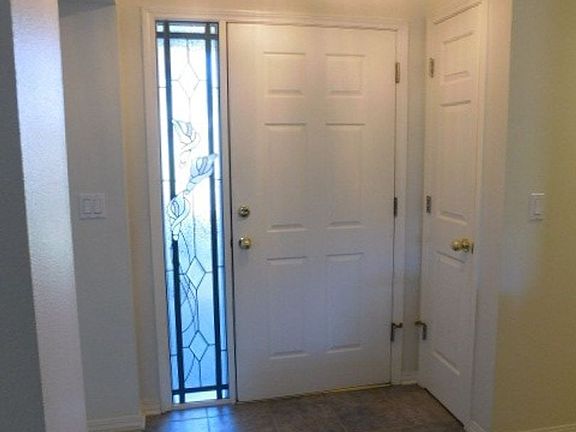 3rd image of 6094 Kite Ct N
