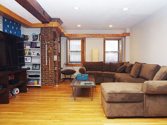 2nd image of 71 Mohala St