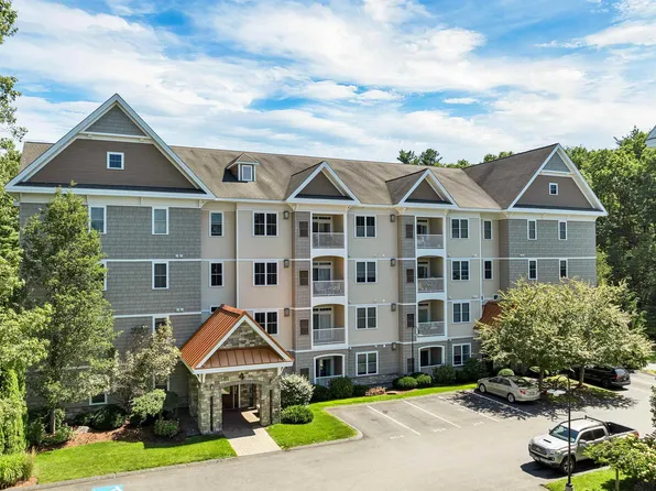 4 Henry David Drive #203, Nashua, NH 03062