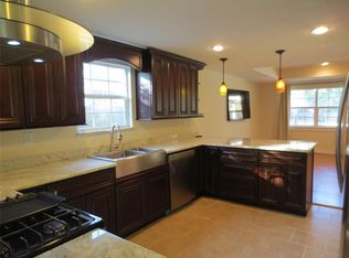 1120 W 21st St, Houston, TX 77008