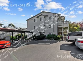 485 SW Bayshore Dr #B302, Oak Harbor, WA 98277