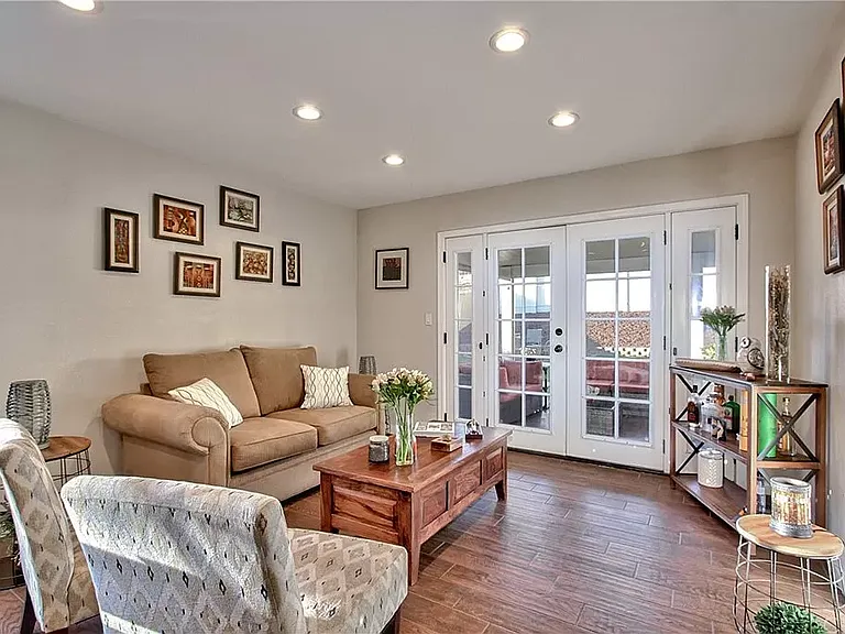 13042 Chestnut Ave — Photo 31