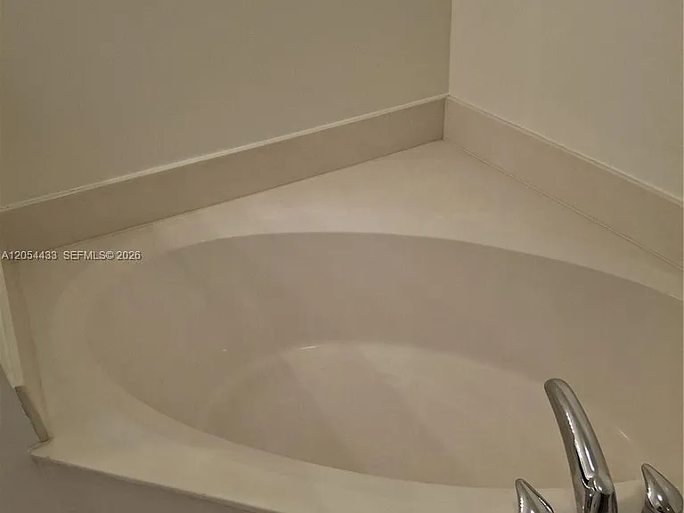 9021 SW 94th St #Penthouse 05 — Photo 11
