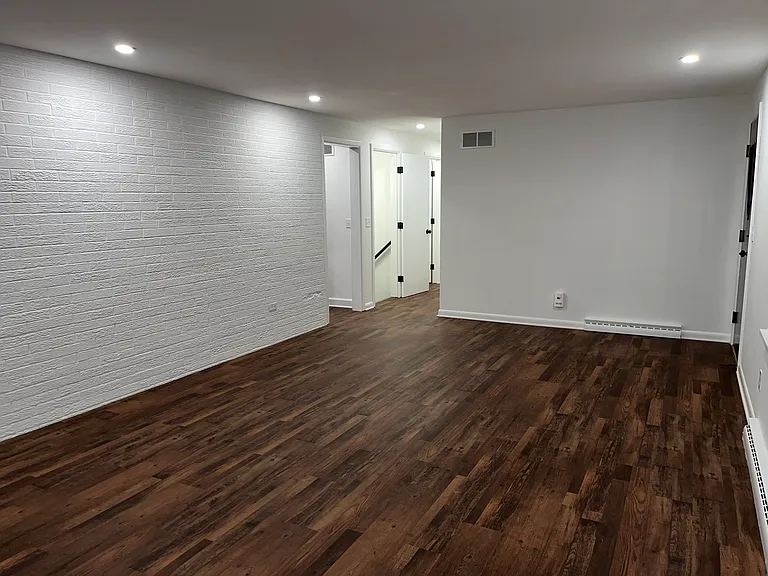 Valley View Dr — Photo 21