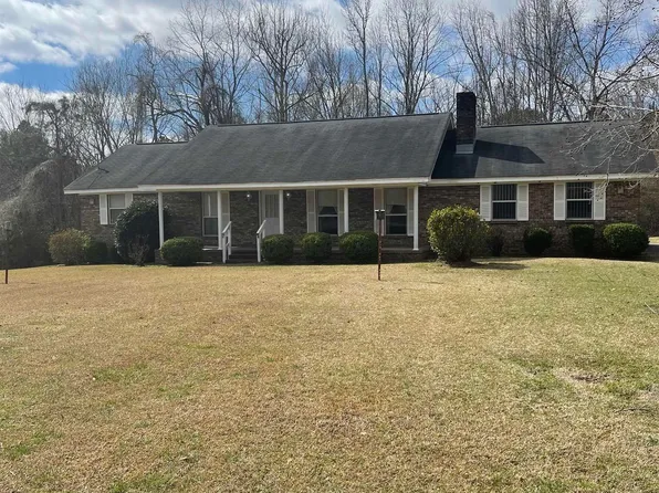 2329 7th St S, Clanton, AL 35046