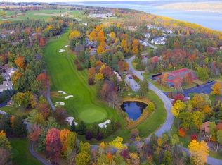 72 Cliffside Dr, Canandaigua, NY 14424