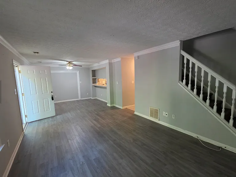 79 Flint River Rd #8D — Photo 3