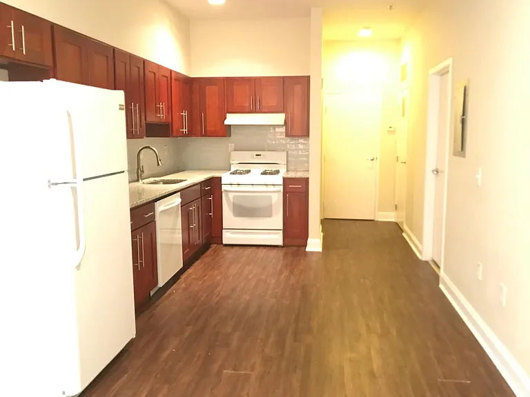 1016 Cherry St #303 — Photo 9