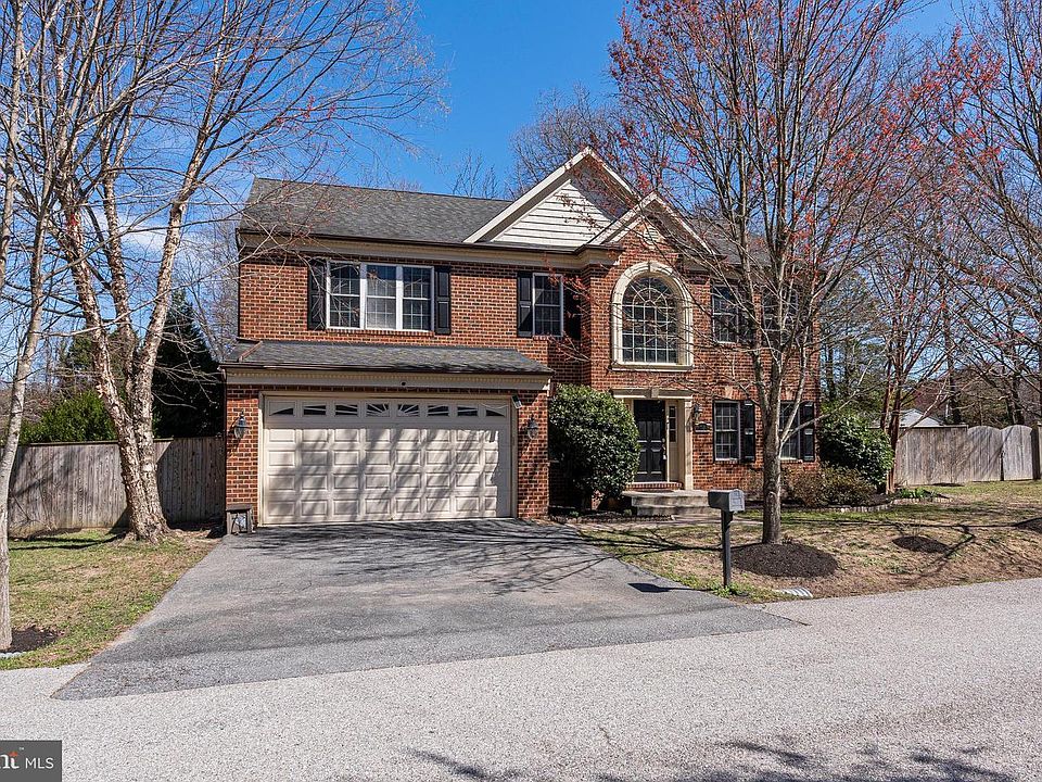 1st image of 7703 Brasswood Ln
