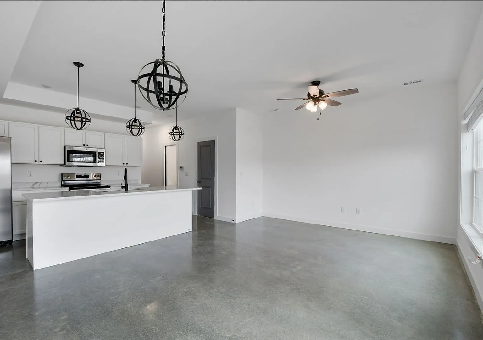 3311 Stoneway Ct — Photo 3