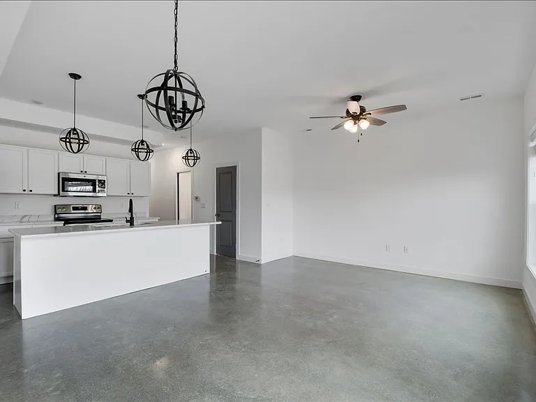3311 Stoneway Ct — Photo 3