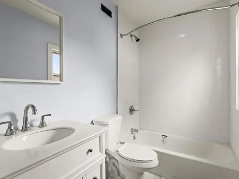 1008 Winthrop Ave — Photo 7
