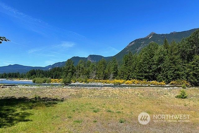 1st image of 197 Timberline Drive W