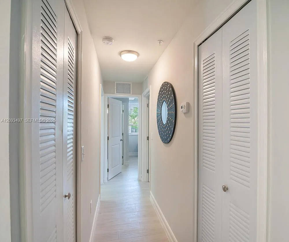 1st Westmoreland Addn — Photo 4