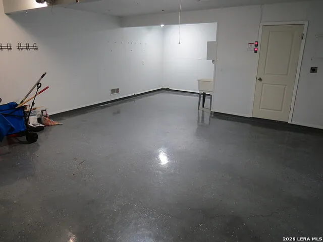 7410 Castle Crown — Photo 18