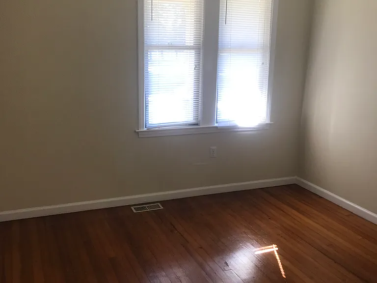 2538 Brook St NE — Photo 9