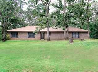 2729 Timberline Trl, Palestine, TX 75803