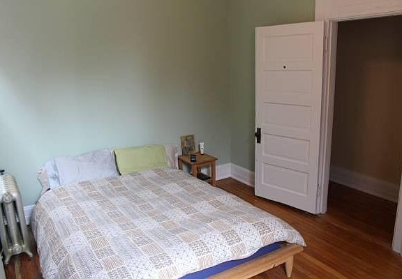 3rd image of 2611 W Grace St APT 2