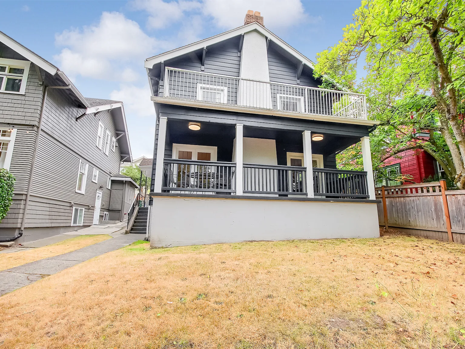 9 bed, 2700 sqft, $12,350 — Photo 2