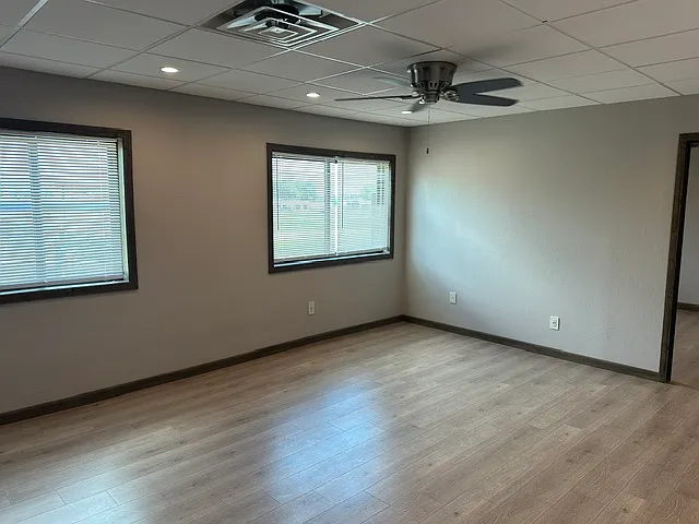 2 bed, 665 sqft, $1,000 — Photo 2