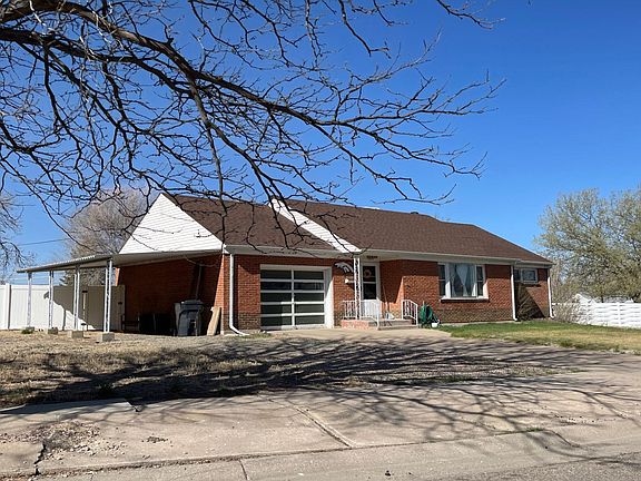 2nd image of 1637 Alexander Cir