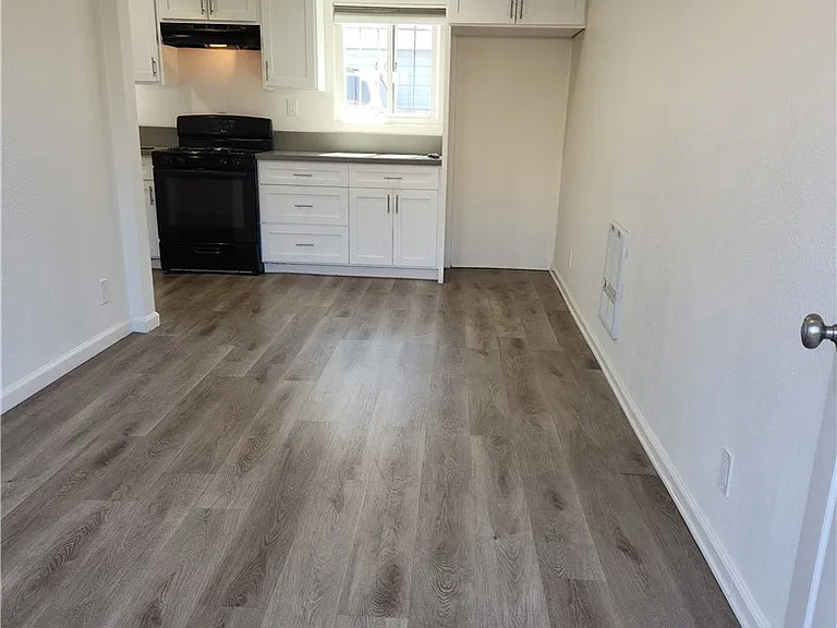 2668 Atlantic Ave — Photo 2