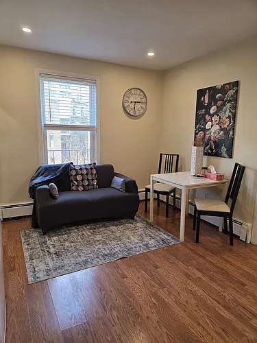107 Chandler St #4R Photo 1