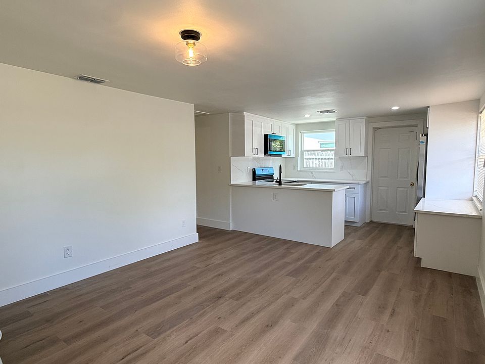 Open Kitchen living room