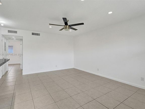 5th image of 3050 NE 5th Ter APT 13