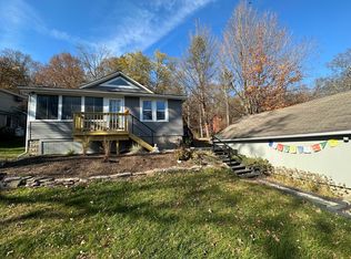 4 Charles E Rothe Rd, Saugerties, NY 12477