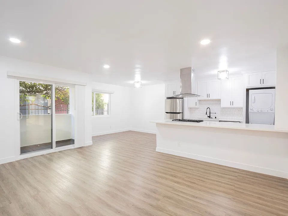 1235 N. Ogden LLC