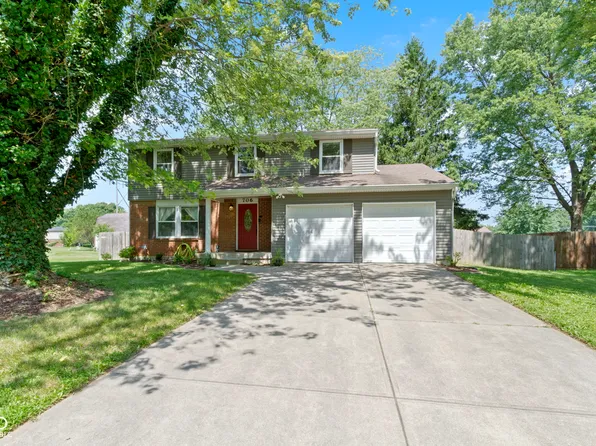 706 Shady Creek Dr, Greenwood, IN 46142