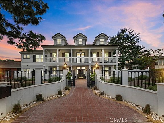 3rd image of 7021 Wyndham Hl