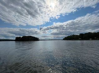 2437 Harbor View Rd, Camden, SC 29020