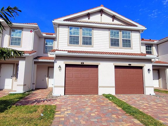 3rd image of 7147 Greenwood Park Cir #14