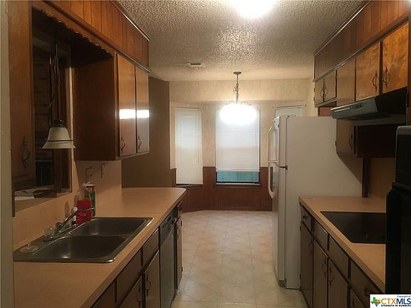3rd image of 1705 Kangaroo Ave