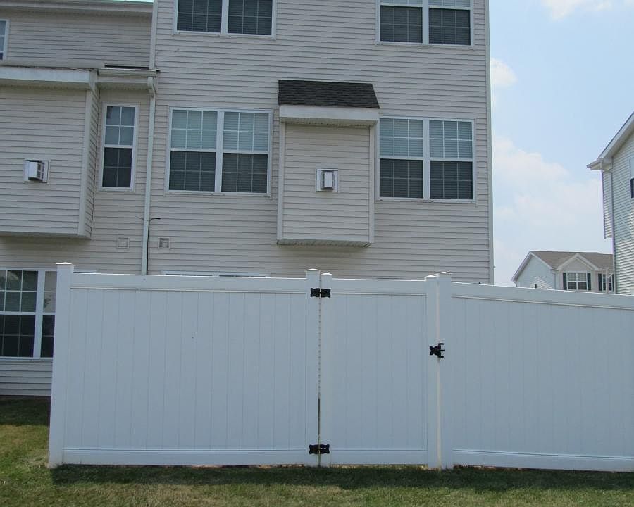 2nd image of 1016 Moore Rd #8