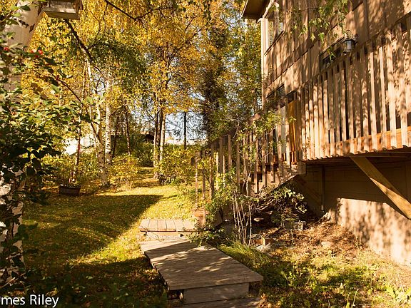 5th image of 2921 Pelican Dr