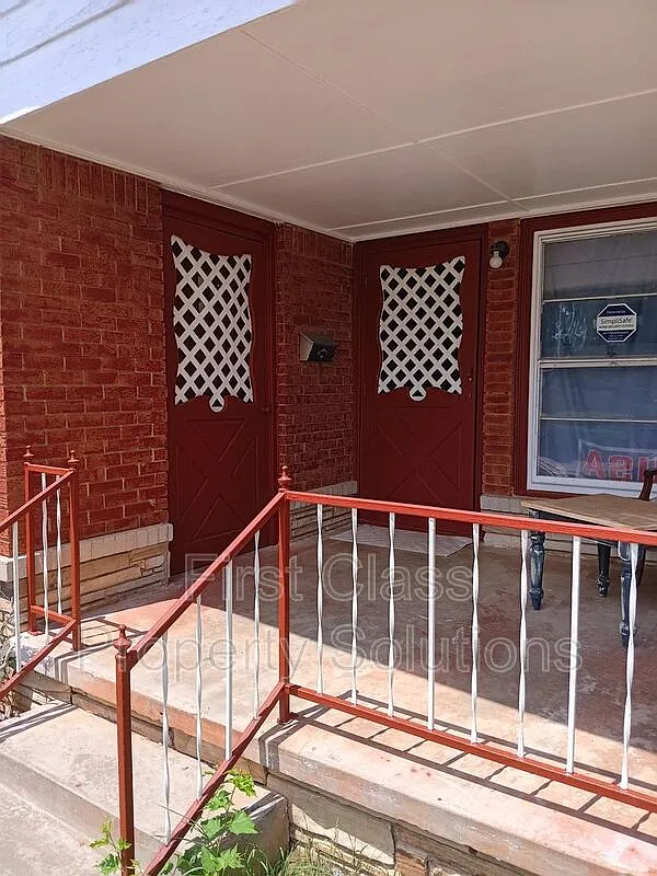 Building Photo - 2801 SW 51st St
