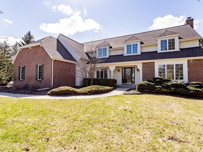 N75W16279 Colony ROAD, Menomonee Falls, WI, 53051