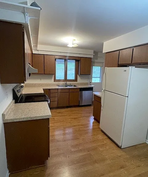 104 Henry St #2 — Photo 8